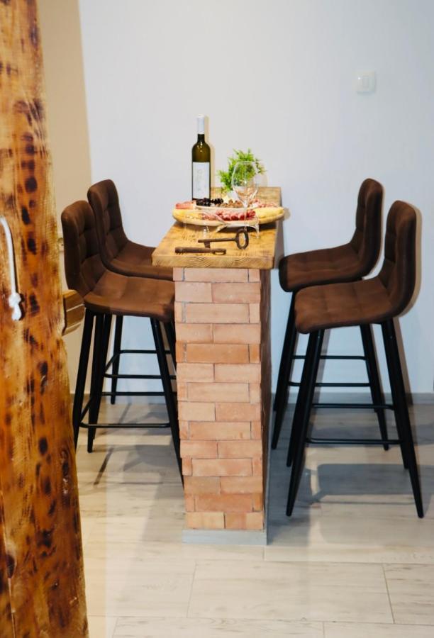 Iva Apartman Sa Bazenom Donji Zemunik Экстерьер фото