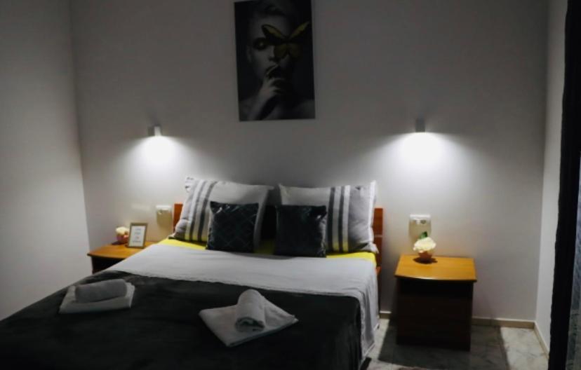 Iva Apartman Sa Bazenom Donji Zemunik Экстерьер фото