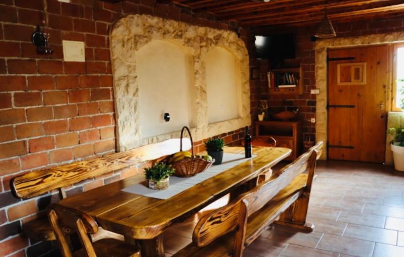 Iva Apartman Sa Bazenom Donji Zemunik Экстерьер фото